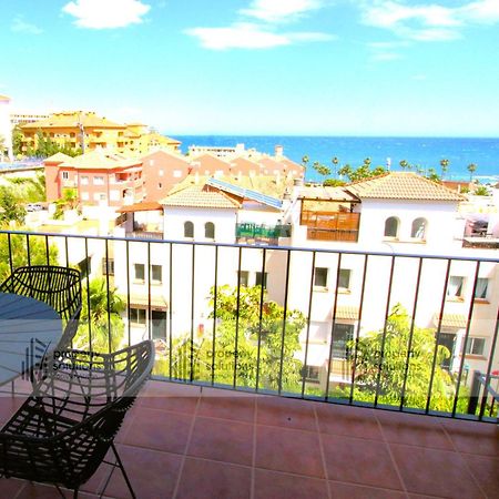 Apartamento Lomas de Mena, 21 - Ático con vistas al mar - Piscina y Barbacoa - PARKING GRATIS - EXCELENTE CONEXIÓN WIFI Benalmádena Exterior foto