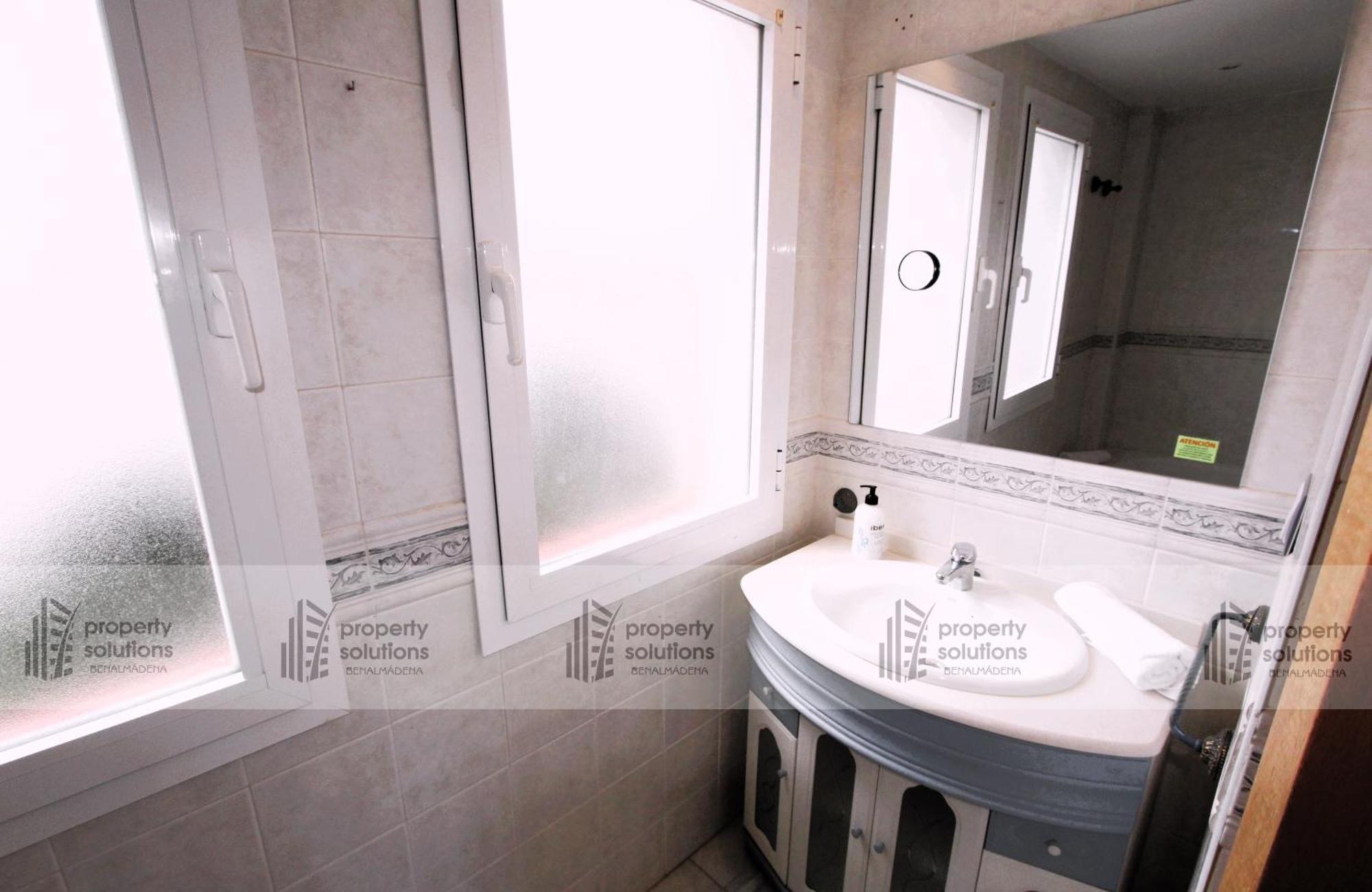 Apartamento Lomas de Mena, 21 - Ático con vistas al mar - Piscina y Barbacoa - PARKING GRATIS - EXCELENTE CONEXIÓN WIFI Benalmádena Exterior foto